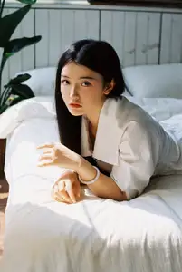 Discover the Serene Elegance of San Yuan in YiTuYu Art Language Vol.8608 Collection-2