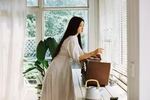 Discover the Serene Elegance of San Yuan in YiTuYu Art Language Vol.8608 Collection-1