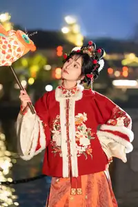 YiTuYu Art Language Vol.8565 Xiao He: Captivating Hanfu Elegance & Traditional Charm for Lunar New Year-15