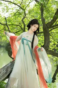 Xi Gua's Graceful Hanfu Elegance | YiTuYu Vol.8558 Collection-0