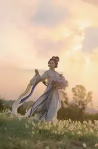 Ethereal Bao Xian - YiTuYu Art Language Vol.8563: Ancient Grace in a Floral Dreamscape-1