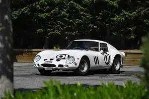 Ferrari 250 GTO 1962: Unrestored "Precious Horse" in Unique Bianco Speciale - Super Expensive!-4