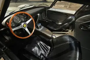 Ferrari 250 GTO 1962: Unrestored "Precious Horse" in Unique Bianco Speciale - Super Expensive!-11