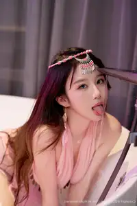 XiuRen No.10731: Captivating Xiao Rou Rou Mi's Alluring Grace in Stunning Photo Collection-8