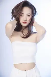 Zhou Xu Xu: Captivating Beauty in YiTuYu Vol.8586 – Discover the Allure 0023-1