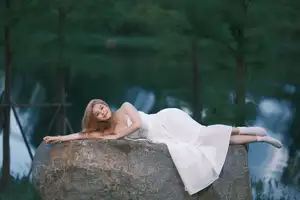 Lin You Ga Ga: Pure Beauty Unveiled in YiTuYu Art Language Vol.8638-1