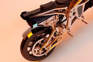 Explore Solaris by MASK Architects: The first self-charging solar electric motorcycle, heralding a new era of green mobility.-5