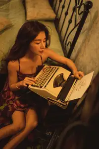 YiTuYu Vol. 8583: Shu Wen Tong Xue – Discover Her Captivating Beauty in Every Moment-3