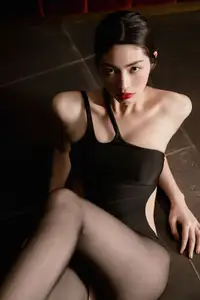 Captivating SUNNY in YiTuYu Vol.8657: An Alluring Art Language Collection-6