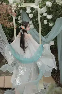 Ethereal Hanfu Beauty: Bao Zou Qi Qi in YiTuYu Vol.8607 Art Collection-3
