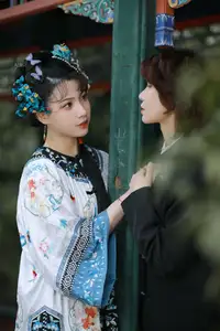 YiTuYu Vol.8634 A Ming: Captivating Ancient Beauty & Intimate Gaze-0