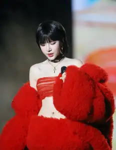 LyLy's Captivating Beauty: Trấn Thành's New Muse Steals Hearts-6