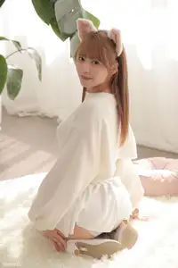 Asuka Nekomiya [LOVEPOP] Photoset 13: Dive into the Irresistible Charm of the Cat-Eared Beauty.-42