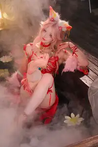 Coser Maeno Taita Transforms into Yulinglong (Naraka Bladepoint): A Captivating Mythical Beauty.-16