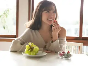 JP Shida Yuumi FLASH: Captivating Charm of Japanese Idol in Exclusive Digital Photo Book-13