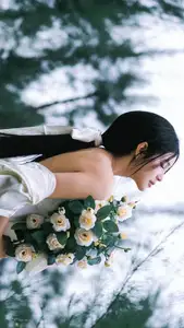 VGU No.173: Discover the serene beauty of a dreamy girl with white roses in the morning sun.-12
