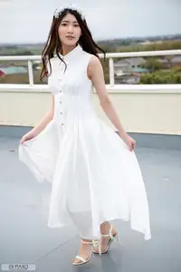 Radiant Yuhi Shitara: Discover Blissful Time Part02 with Graphis Gals No.574-2