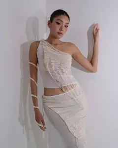 Runner-up Thao Nhi Le's Sizzling Glamour: Alluring Resort Style Before Announcing Foreign Boyfriend-3