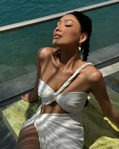 Runner-up Thao Nhi Le's Sizzling Glamour: Alluring Resort Style Before Announcing Foreign Boyfriend-4