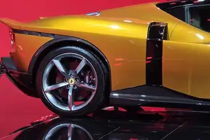 Ferrari 849 Testarossa: Supercar Pre-Ordered Before Arriving-5