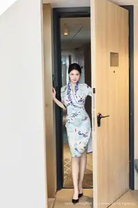 XiuRen No.10654: Yi Tian Tian's Alluring Elegance in Modern Qipao-12