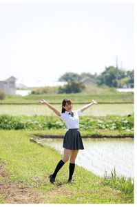 Narumi Hirose: School Uniform Charm in Nature - Photobook Part01-3
