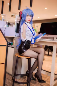 Coser Xian Nu Yue: Ganyu Genshin Impact Cosplay - Alluring Beauty in Unique Attire-8