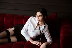 YiTuYu Vol.8298 Sang Ni: Elegant Professional Office Lady Style-20