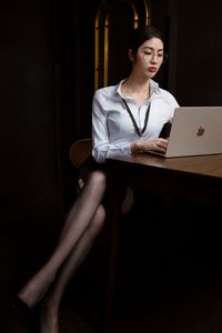 YiTuYu Vol.8298 Sang Ni: Elegant Professional Office Lady Style-9