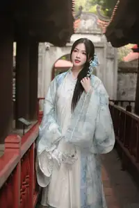 Discovering Traditional East Asian Beauty: Elegant Young Woman in Ancient Vietnamese Setting-1