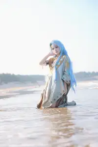 Coser G44 Won't Get Hurt Shines as Reverse: 1999 Character 37 on a Sunny Beach-1