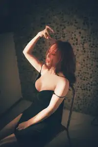 SOYOUNG In The Hotel: Discover Her Alluring Beauty and Emotion (59P)-0