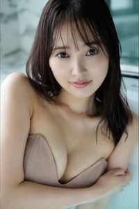Haruka Kodama unveils captivating charm in elegant lingerie a sweet moment in a private suite-1
