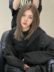 Trendy Cool Brown Hair for Gen Z Girls: Highlighting Captivating Beauty-17