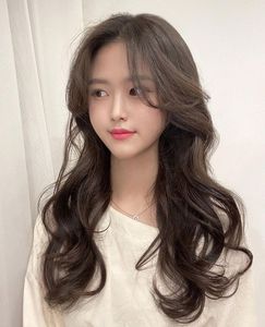 Trendy Cool Brown Hair for Gen Z Girls: Highlighting Captivating Beauty-14