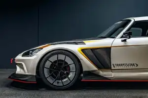 Honda S2000 25th Anniversary Bulletproof: Experience the Ultimate Custom Car Masterpiece-2