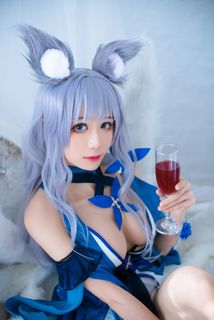 Coser Tomoyo Azur Lane Shinano Dress Cosplay Captivates Elegant Fantasy Anime Waifu-9