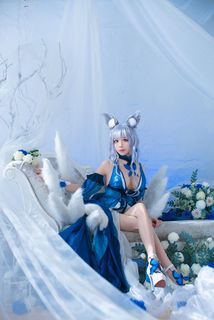 Coser Tomoyo Azur Lane Shinano Dress Cosplay Captivates Elegant Fantasy Anime Waifu-1