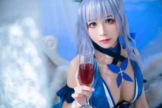 Coser Tomoyo Azur Lane Shinano Dress Cosplay Captivates Elegant Fantasy Anime Waifu-21