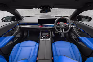 Tuned BMW M5 Mansory: Over 830 HP and Aggressive Design Captivate All Eyes-1