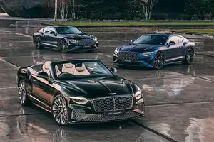 Bentley Continental GT: Ultra-Luxury Masterpiece Inspired by Immortal Artists, Captivating Every Gaze.-12