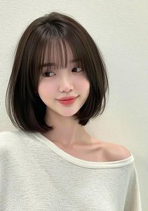 Sweet See-Through Bangs Style: Pretty Girl Shines with Gentle Feminine Charm-5