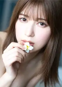 Yukihira Risa: Japanese Star's Gentle Smile in a Summer Straw Hat - TuKuku-1