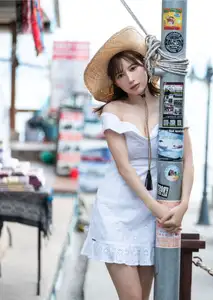 Yukihira Risa: Japanese Star's Gentle Smile in a Summer Straw Hat - TuKuku-7