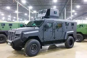 Unveiling the Ford F-550 Roshel Senator: The Incredible B7 Bulletproof SUV – A Multi-Million Dollar Fortress for ICE.-11