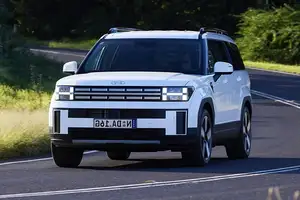 Hyundai Tucson 2027 Revealed: Radical Design Transformation, More Angular and Masculine-3