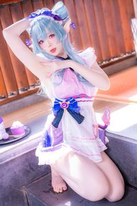 Coser Shimo Tsukigami as Yumemizuki Mizuki: Adorable Pastel Maid Cosplay with Elf Ears and Blue Hair-3