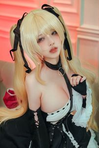 Coser Marie Rose Cosplay Unique Gothic Lolita Style-3
