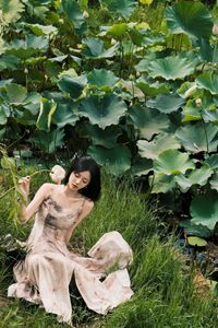 Li Yue in Tranquil Lotus Pond - YiTuYu Art Language Vol.8292: Natural Beauty and Serenity Amidst Green Lotus Leaves-13