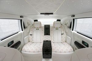 Explore the Unique Rolls-Royce Phantom Mansory Linea Nera dOro A Black Super Luxury Custom Car-0